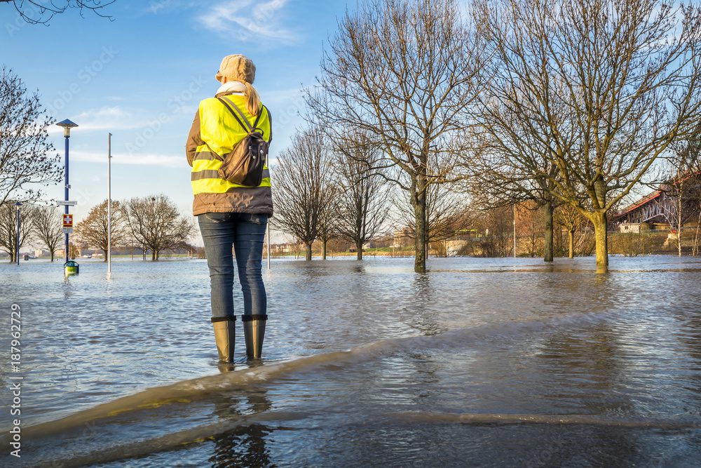 How RFID Helps First Responders Manage Disasters